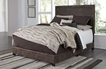 Signature Design by Ashley Dolante Upholstered Bed